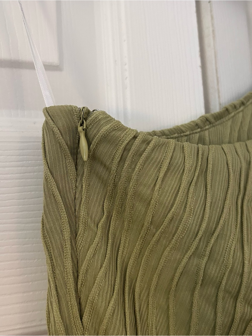 Lulu’s Aristea Light Green Textured One-Shoulder Midi Dress - Picture 5 of 8